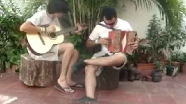 Juninho Fonseca & Pablo Delvalle. Carrero cachapecero ( Heraclio Perez / Marco Herminio Ramírez ). смотреть онлайн