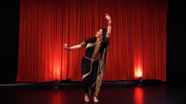 Bai Ga | Amruta khanvilkar | #chandra | #chandramukhi | choreography by Ashish Patil |