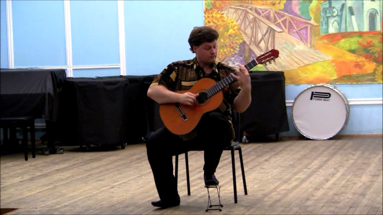 Сергей Гаврилов (гитара) играет: Г.Манчини "Розовая пантера" (обработка С.Гаврилова)