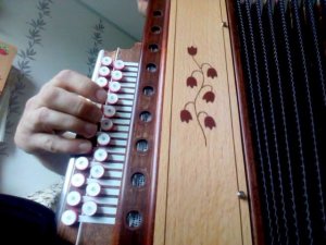 По полю танки грохотали...(на гармони,правая рука)