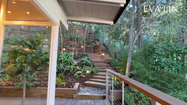 911 Laguna Rd, Pasadena, CA 91105 смотреть онлайн