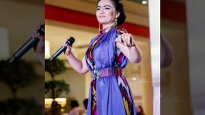 Нигина Амонкулова  биография Чаро аз шавхараш чудо шуд