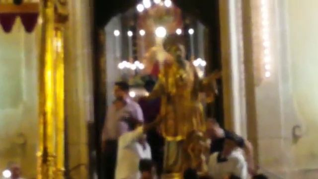 Scampanio solenne per l'uscita di san Filippo neri смотреть онлайн