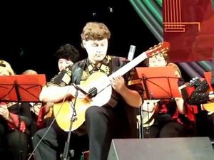 Сергей Гаврилов (гитара) играет: Хоакин Родриго "Allegro con spirito" (1 часть концерта "Аранхуэс")