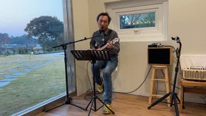 Antonio's song Michael Franks in busking