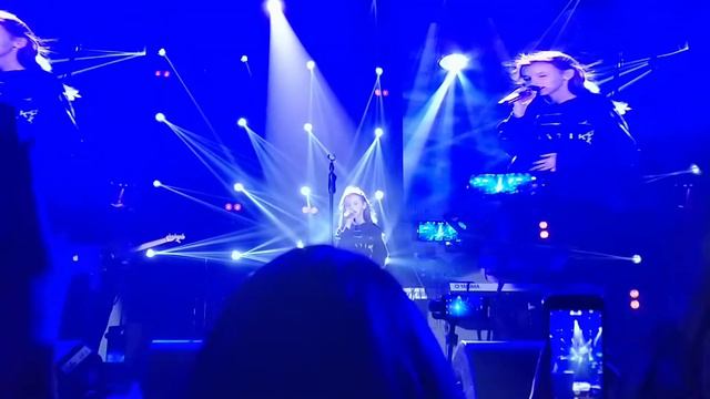 Данелия Тулешова и Монатик.Алматы 2019 смотреть онлайн