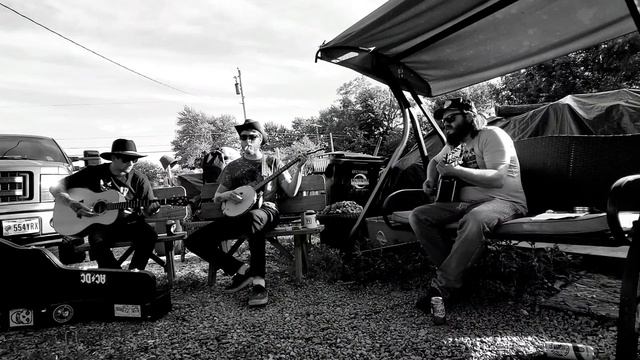 "Roll in My Sweet Baby's Arms" (cover) - Song by Earl Scruggs and Flatt & Scruggs #bluegrass смотреть онлайн