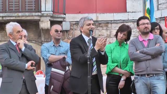 Nichi Vendola a Turi. Elezioni Amministrative 2012 смотреть онлайн