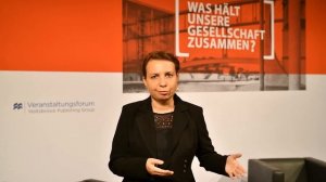 Videobotschaft | Dr. Angela Francke, was hält unsere Gesellschaft zusammen?