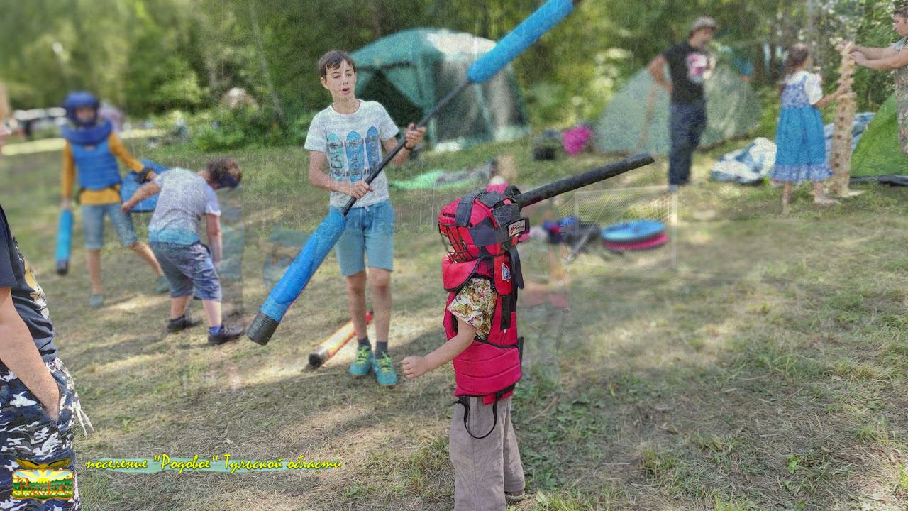 Поселение Родовое Тульской области. Фестиваль в Родовом. Борьба дубинками.