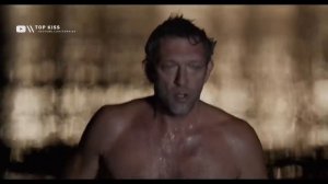 ONE WILD MOMENT / KISSING SCENE in the SEA - Lola Le Lann & Vincent Cassel (Louna & Laurent)