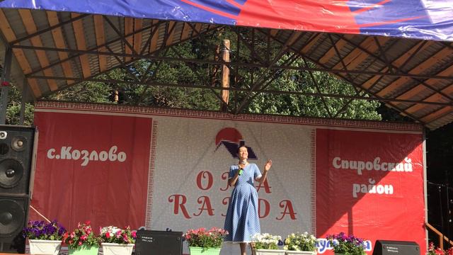 Елена Фурцева - «Городской соловей» слова Владимира Бутенко, музыка Виктора Темнова смотреть онлайн