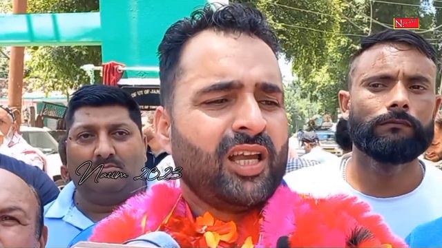 BJP leader & DDC HQ Mendhar Er Wajid Bashir Khan  Tickoo inaugurated the entry gate at Sangala Chow