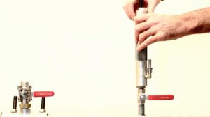 Использование сверлильного патрона при монтаже расходомера