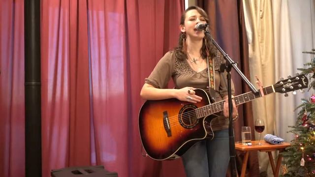 Drop Dead Dangerous (Kitty Steadman and Melanie Howe) perform "I Feel a Sin Comin On" смотреть онлайн