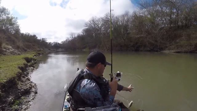 White bass fishing the Nueces River in George West Texas смотреть онлайн