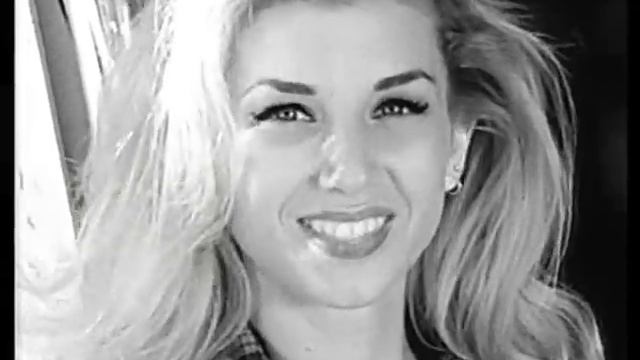 Levi Commercial (30 sec) - Coming Home - Featuring Robert Rae & Celeste Weaver смотреть онлайн