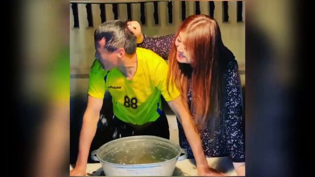 Динканын БООРДУ ЭЗГЕН тамашалары | Динара Багышбаева ЖАРДЫ | Динка кыска тамаша смотреть онлайн