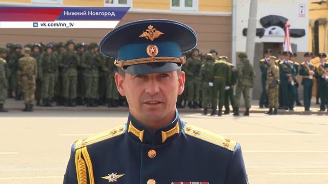 Глеб Никитин принял участие в генеральной репетиции парада Победы смотреть онлайн