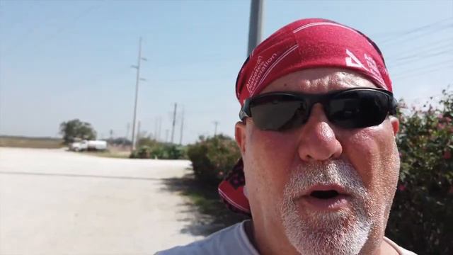 San Marcos to Seguin Texas • World's Largest Pecan • Big Red Barn • Son Island • 10-12-2020 смотреть онлайн