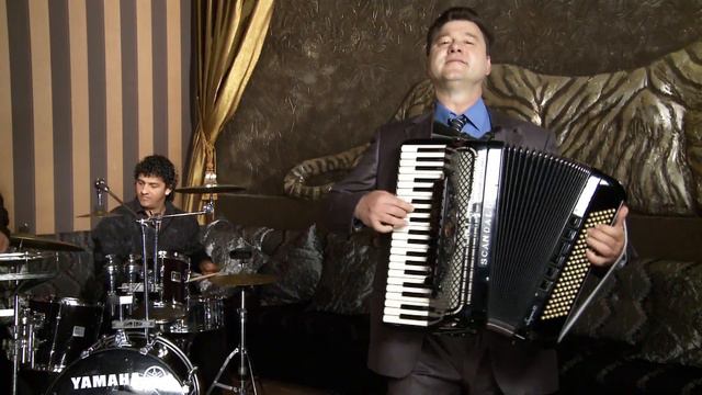 Neshko Neshev Aleksandar Raichev - Raichova rachenica | Нешев, Райчев - Райчова ръченица смотреть онлайн