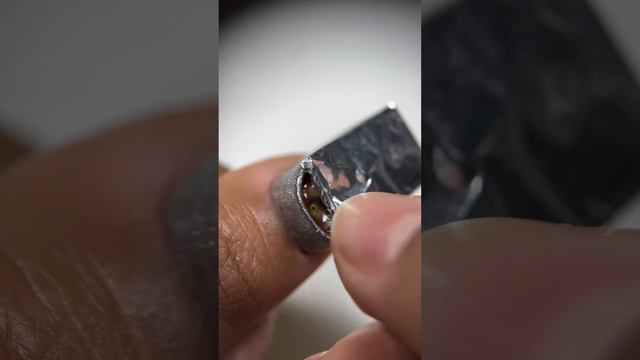 Если у твоей девочки нет такого маникюра — бросай её смотреть онлайн