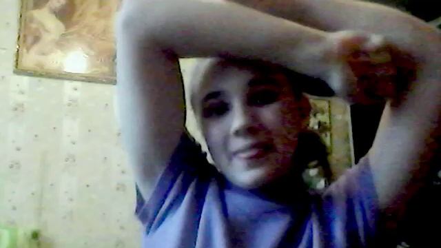 клип под песню kesha bly смотреть онлайн