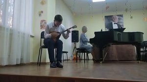 Потапов.Н. 1)Чимароза.Д.Соната№8 2)Шуберт.Ф-.Эльман.М.Серенада 3)Ризоль-Городовская.Русские напев
