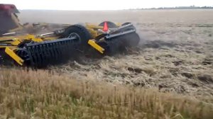 ДИСКАТОР BEDNAR SWIFTERDISC 8М ДИСК 520 ОЗИМКА ЗЕМЛЯ БЕТОН 1