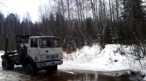 Маз 54341 через речку!