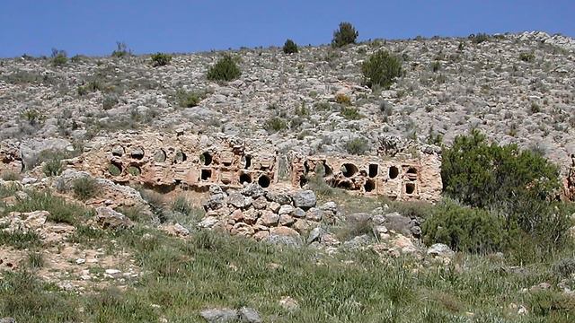 W. AMADEUS MOZART- Cassation in B flat majo K. 99 (63a) смотреть онлайн