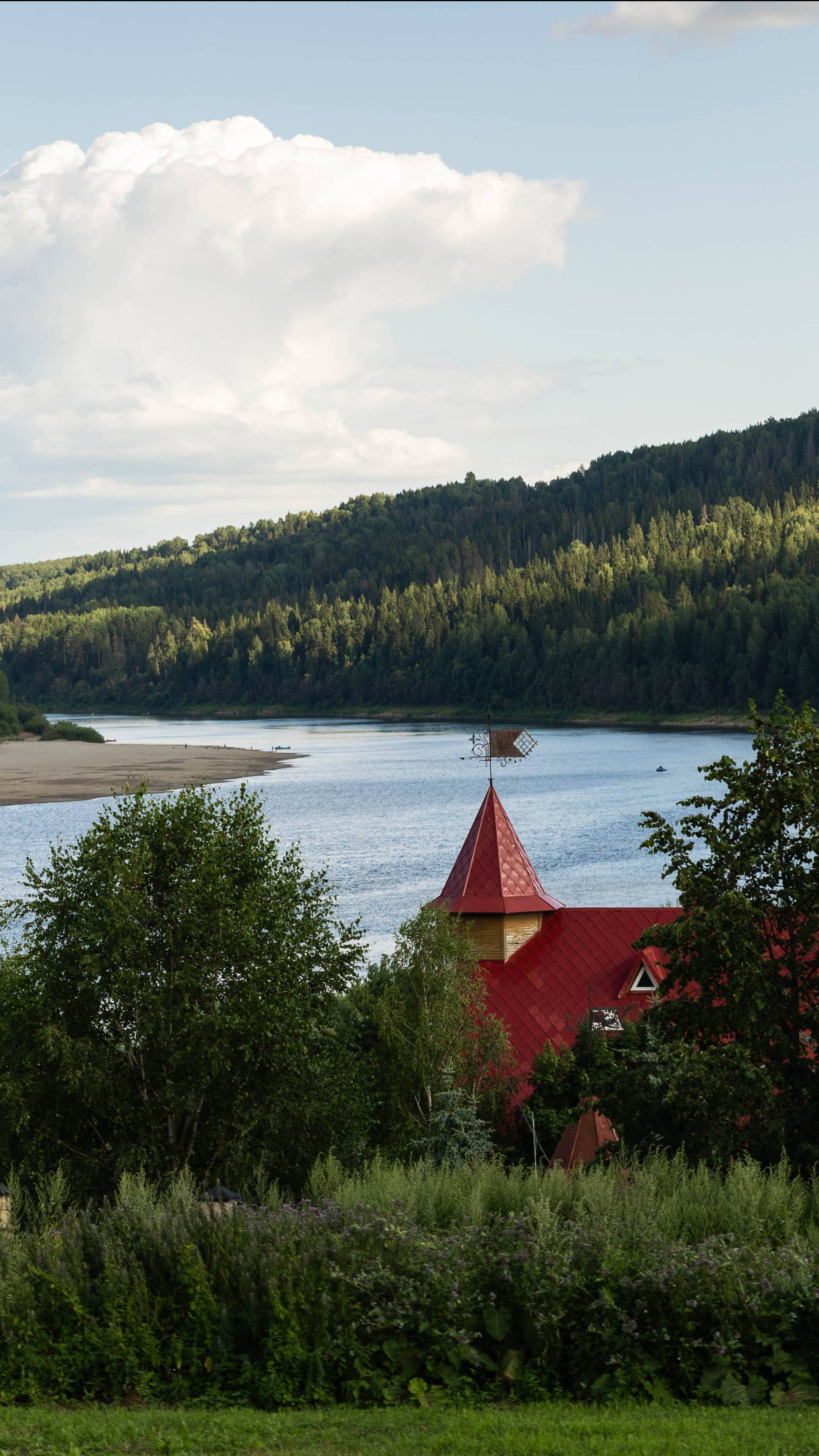 Красота природы в Загородном клубе "Петропавловск" смотреть онлайн