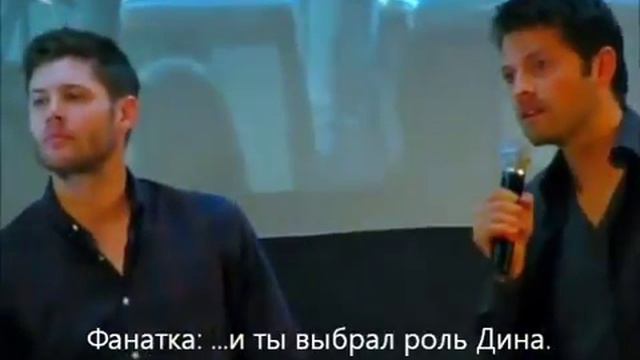 Дженсен корчит рожи за спиной Миши смотреть онлайн