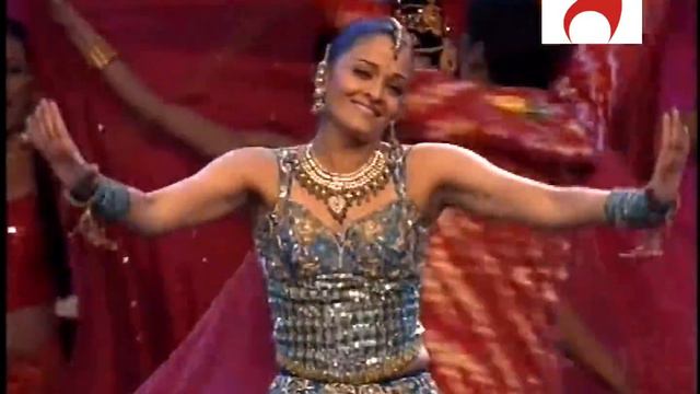 Aishwarya Rai Live Performance  IIFA 2005