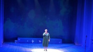 "Девочке три, она едет у папы на шее..." из литературного дневника Мальвины Матра