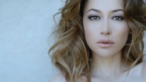 Lola Yuldasheva - Yaralangan qanot (music version)