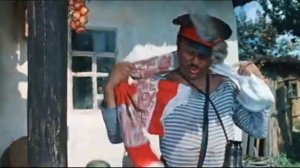 Клип из к-ф "СВАДЬБА В МАЛИНОВКЕ"_Песня Попандопуло (На морском песочке я Марусю встретил...)