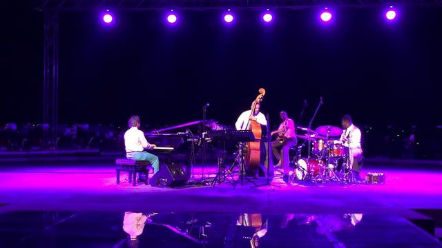 Branford Marsalis - 'A Thousand Autumns' (Ravello Festival 2015) смотреть онлайн