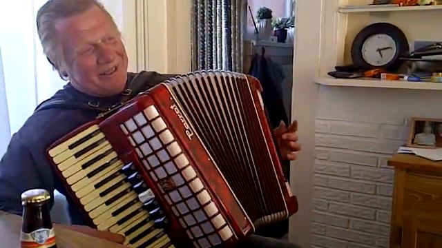 henk op de Accordion смотреть онлайн