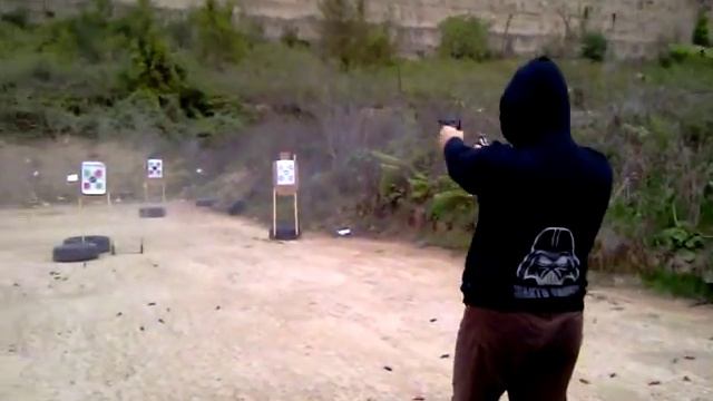 TIRO COATTO CON DOPPIA BERETTA 98FS смотреть онлайн