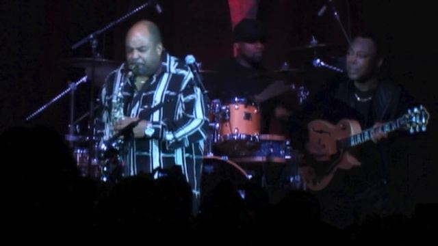 AQUI Y AJAZZ, GEORGE BENSON Feat. Norman Brown, Gerald Albright & Bobby Lyle. смотреть онлайн