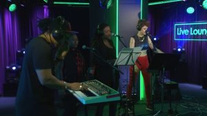 Kiesza - No Enemiesz in the Live Lounge