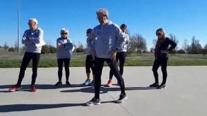 Lezione con gli istruttori di Fitwalking in Venice. Movimento del bacino.