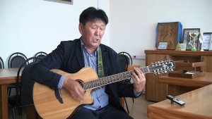 Эрдэни Батсух. Алтанхан дэлхэй дээрэ гансаханши.