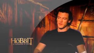 Люк Эванс говорит Хоббит   запустение Smaug