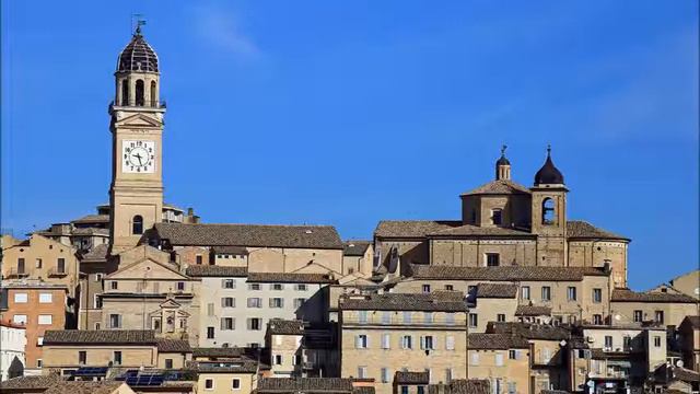 Elezioni comunali di Macerata intervista alla candidata Tiziana Bardi Forza Italia смотреть онлайн