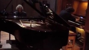 Thierry Escaich improvise avec le pianiste de jazz Joachim Kühn