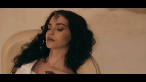 Sabrina Claudio - "Unravel Me" (Official Video)