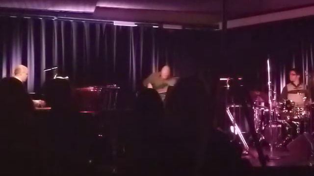 Leonid Maximov Trio.live смотреть онлайн