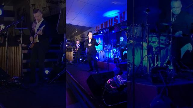 Kari Hirvonen & Onnentähti - Sä kaunehin oot смотреть онлайн